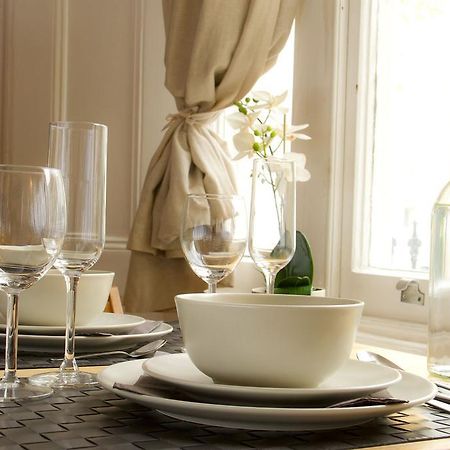 Irwin Apartments At Notting Hill London Room photo