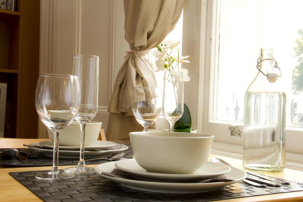 Irwin Apartments At Notting Hill London Room photo