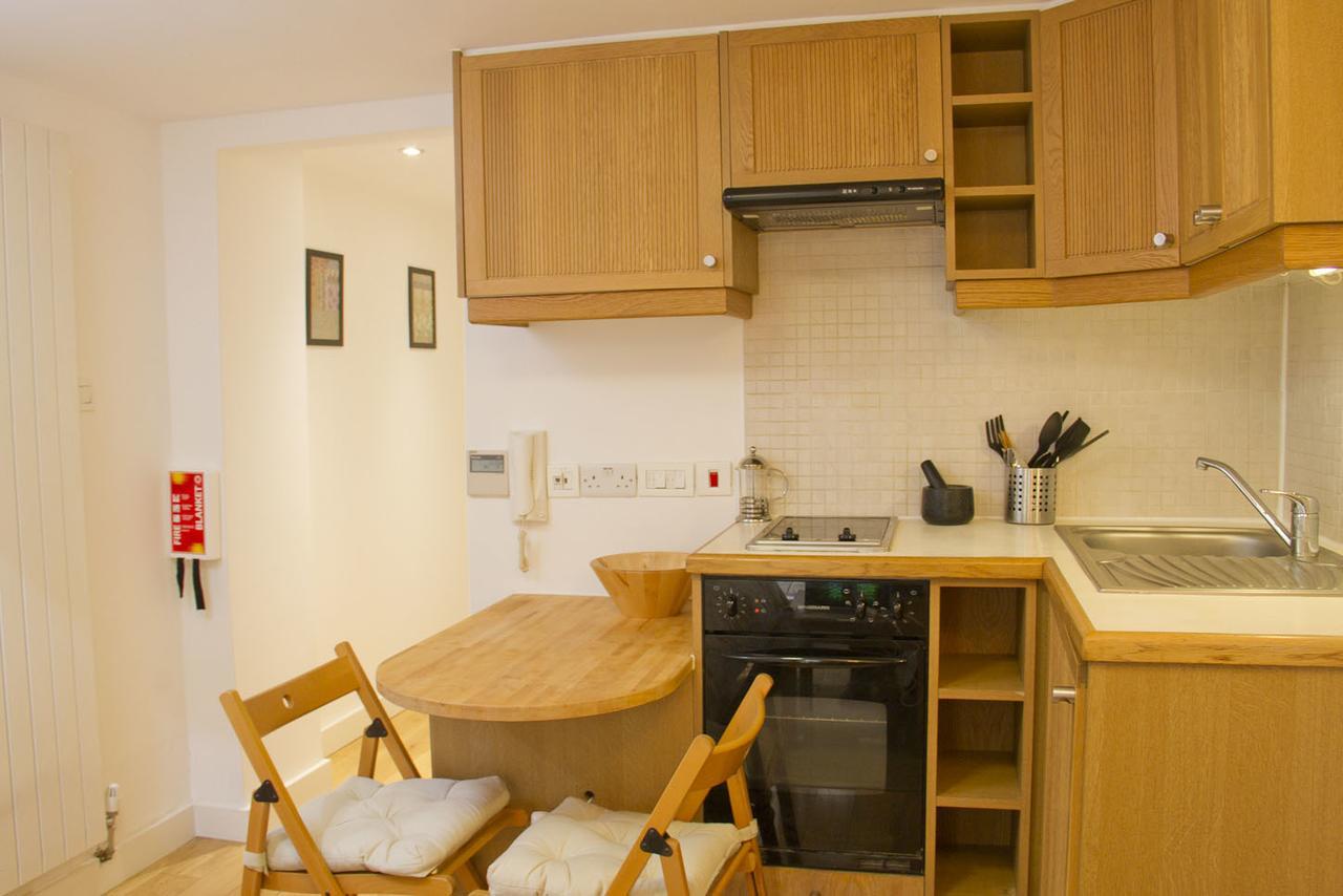 Irwin Apartments At Notting Hill London Room photo